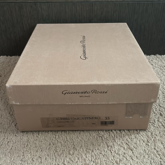 Gianvito Rossi empty box only - Picture 4 of 6